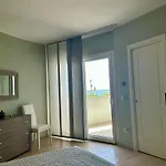 Sigis House - Independent Sea View 菲乌米奇诺