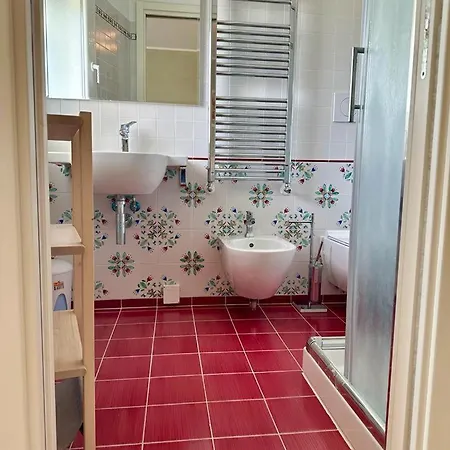 דירה Sigis House - Independent Sea View *