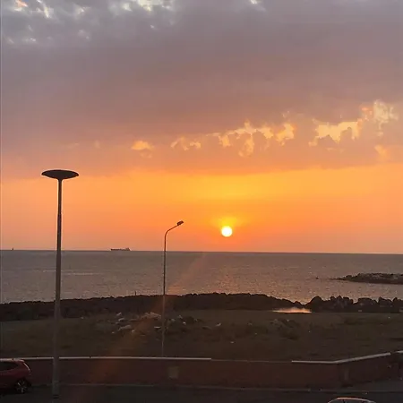 Sigis House - Independent Sea View *