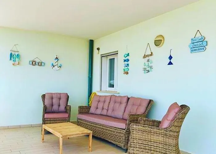 Lägenhet Sigis House - Independent Sea View *